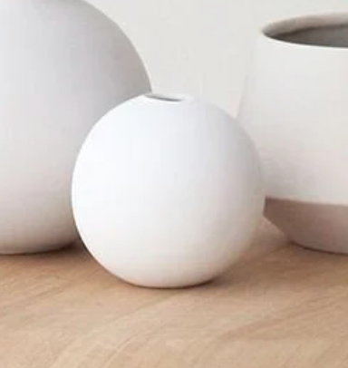 Cooee Ball Vase - 8cm