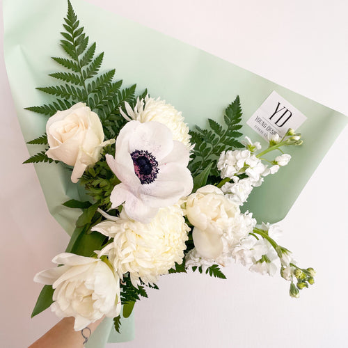 Signature White + Green Bouquet