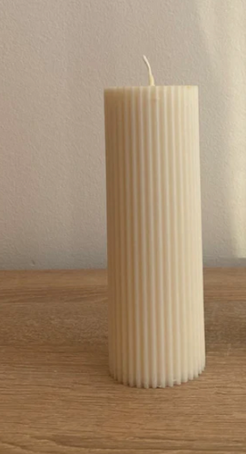 Soie Ribbed Pillar Candle - Med